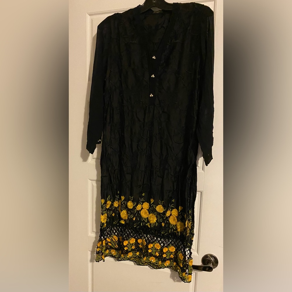 Pakistani designer agha noor kurti size small